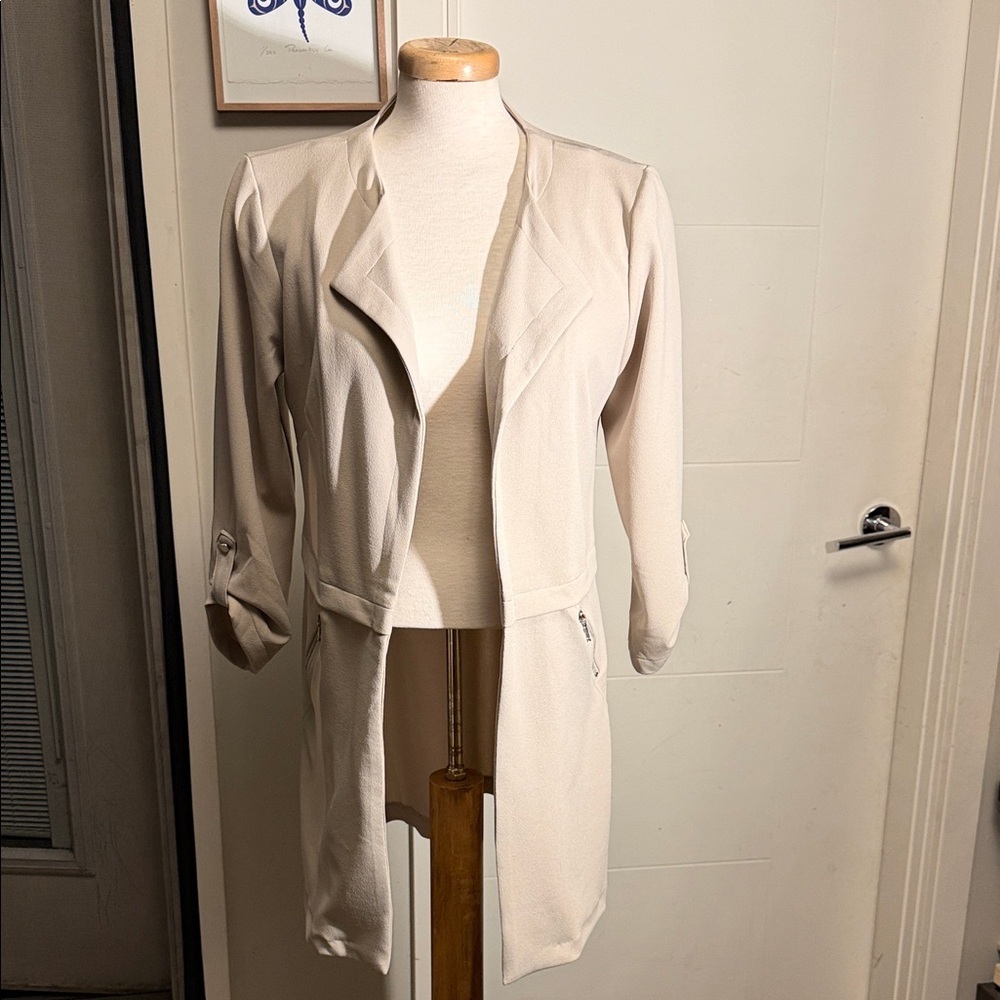 Soho Women's Cream Open-Front Jacket